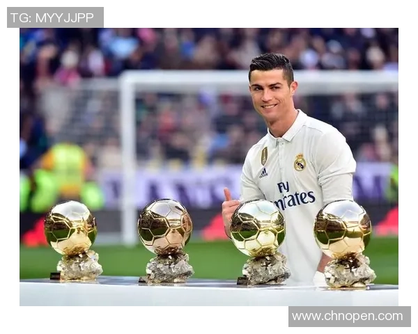 球场上的璀璨星光：探索足球世界中那些闪耀的传奇球星