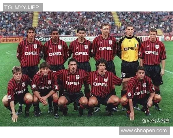 足球12号球衣的传奇背后：那些伟大的球星与他们的辉煌时刻