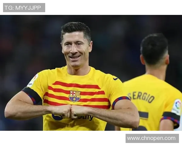 身高超过2米的足球巨星们盘点：高个子球员如何主宰赛场